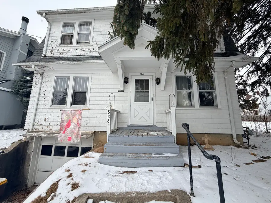 826 W Chestnut Street, Freeport, IL 61032 - Image #3