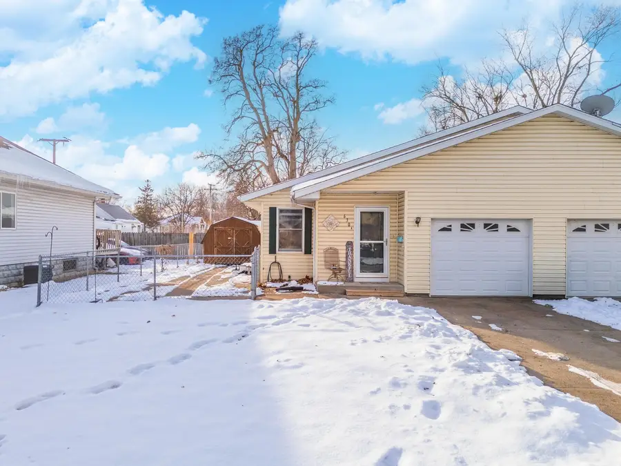 630 A W South Street, Pontiac, IL 61764 - Image #2