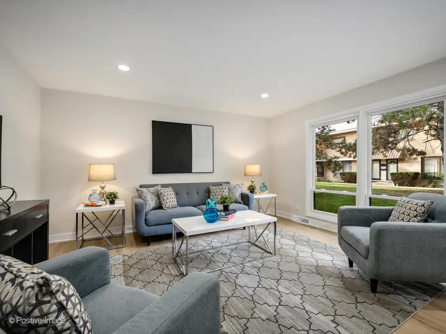 932 N Wheeling Road, Mount Prospect, IL 60056 - Image #2