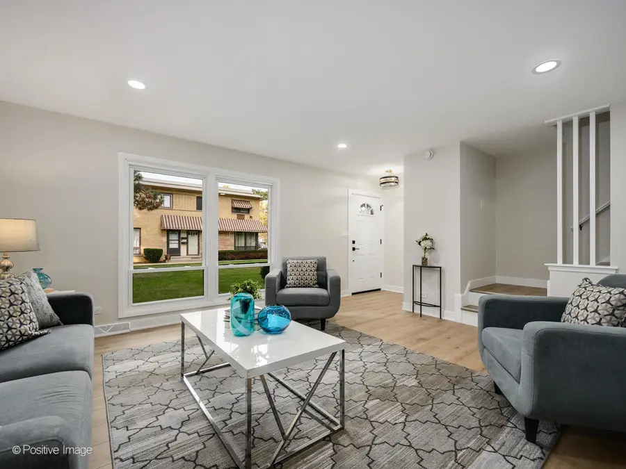 932 N Wheeling Road, Mount Prospect, IL 60056 - Image #3