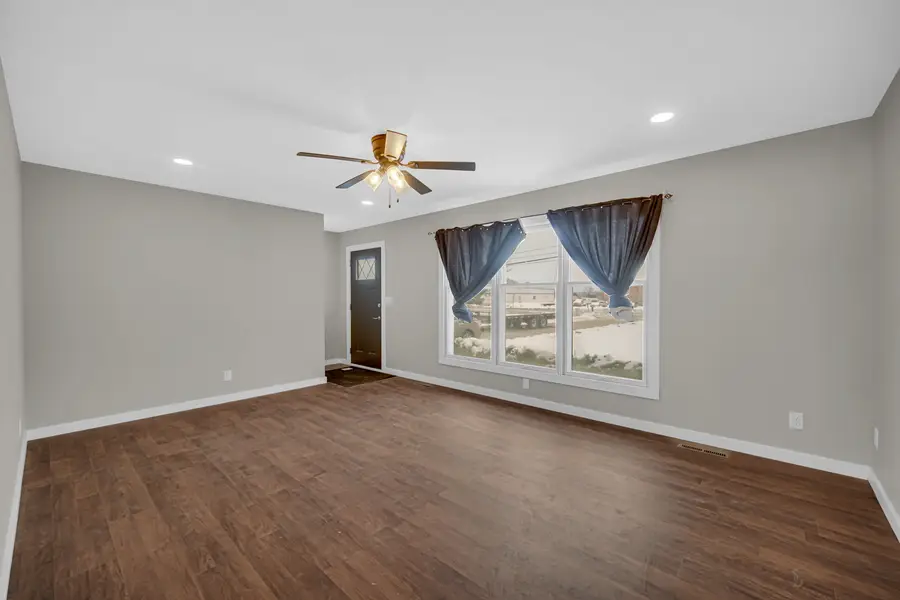 19923 E Grant Highway, Marengo, IL 60152 - Image #2