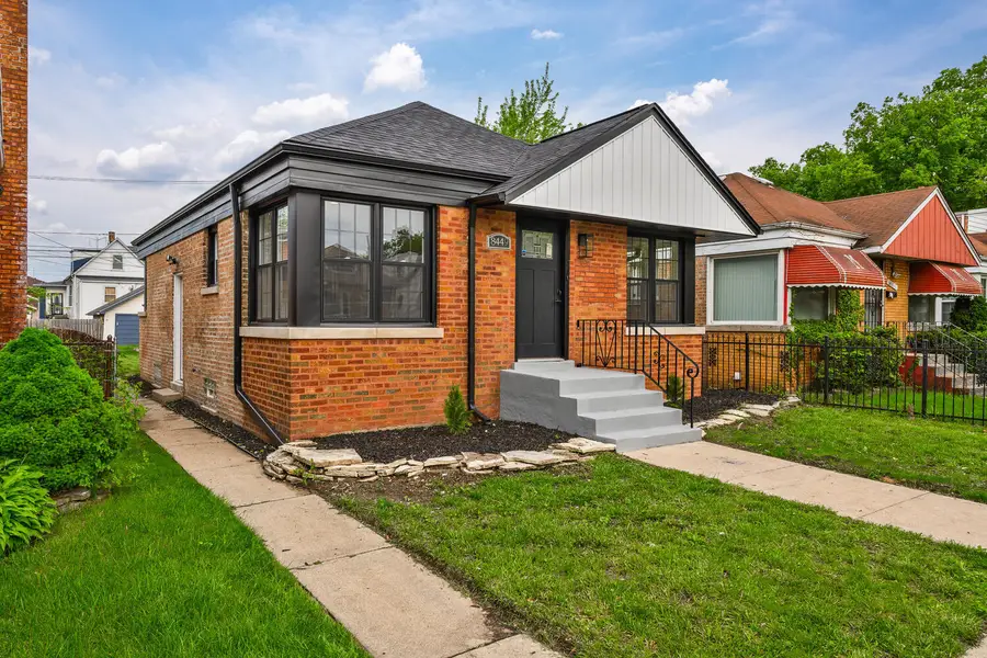 8449 S Euclid Avenue, Chicago, IL 60617 - Image #2