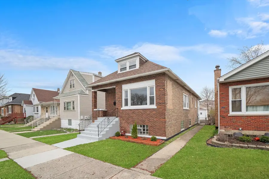 5237 S Long Avenue, Chicago, IL 60638 - Image #3