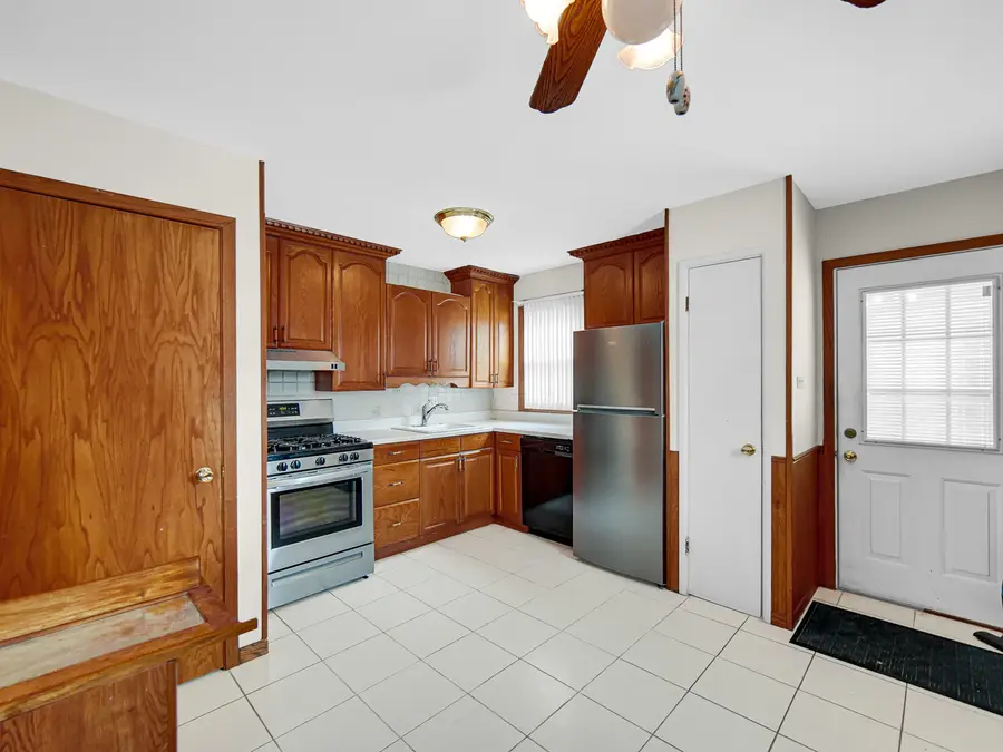 11811 S Tripp Avenue, Alsip, IL 60803 - Image #2