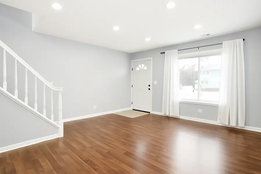 34110 N White Oak Lane #37B, Gurnee, IL 60031 - Image #3