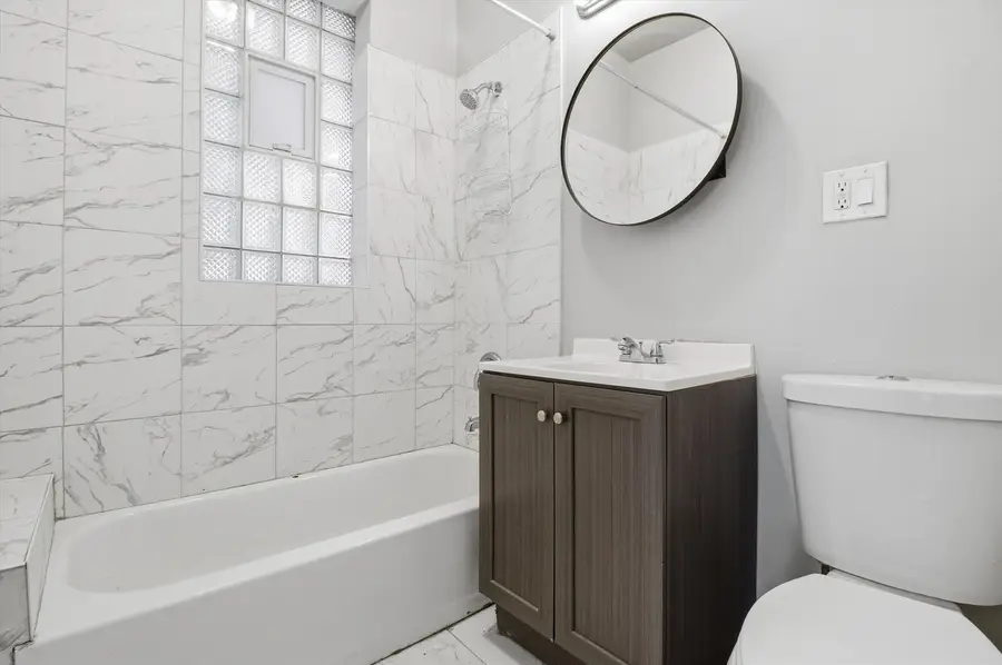 4245 W Monroe Street, Chicago, IL 60624 - Image #2