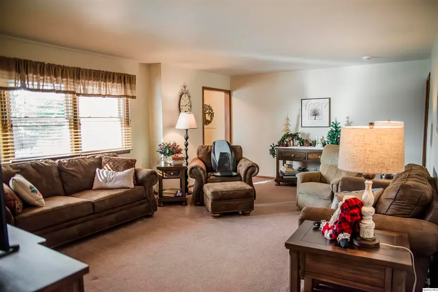 1421 S 27th, Quincy, IL 62301 - Image #2