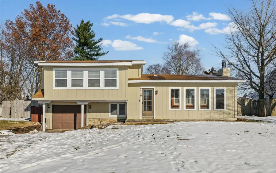 2230 Jeffery Drive, Saint Joseph, IL 61873 - Image #3