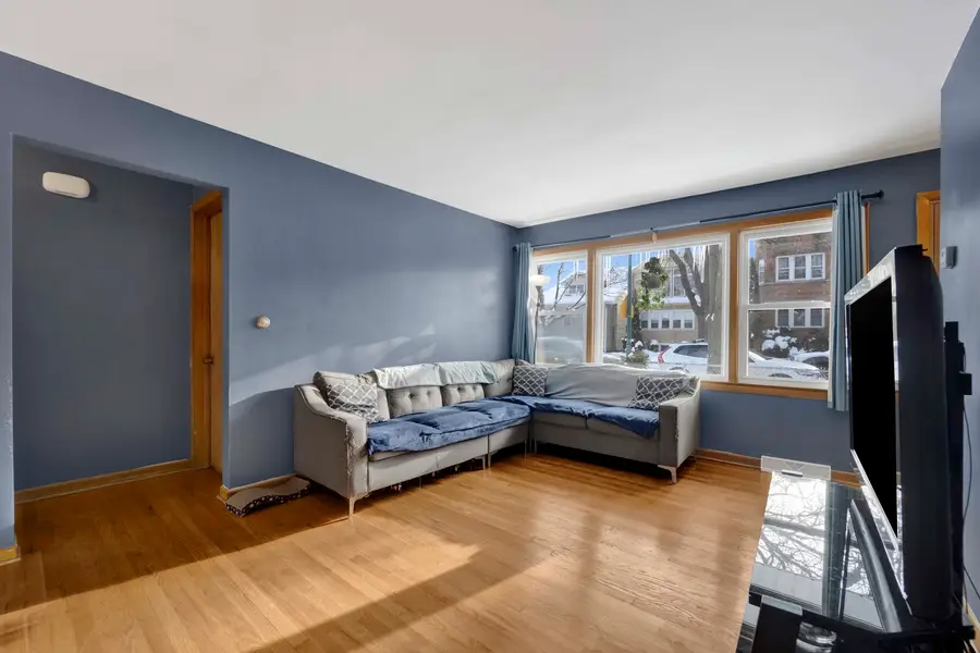 5360 N Lynch Avenue, Chicago, IL 60630 - Image #3