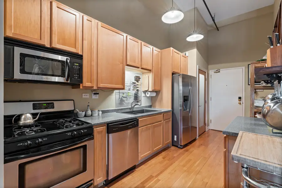 Address Withheld By Seller, Chicago, IL 60640 - Image #3