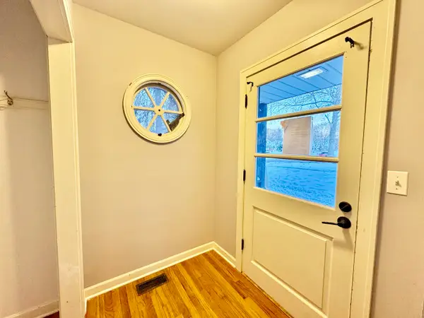 28w471 Batavia Road, Warrenville, IL 60555