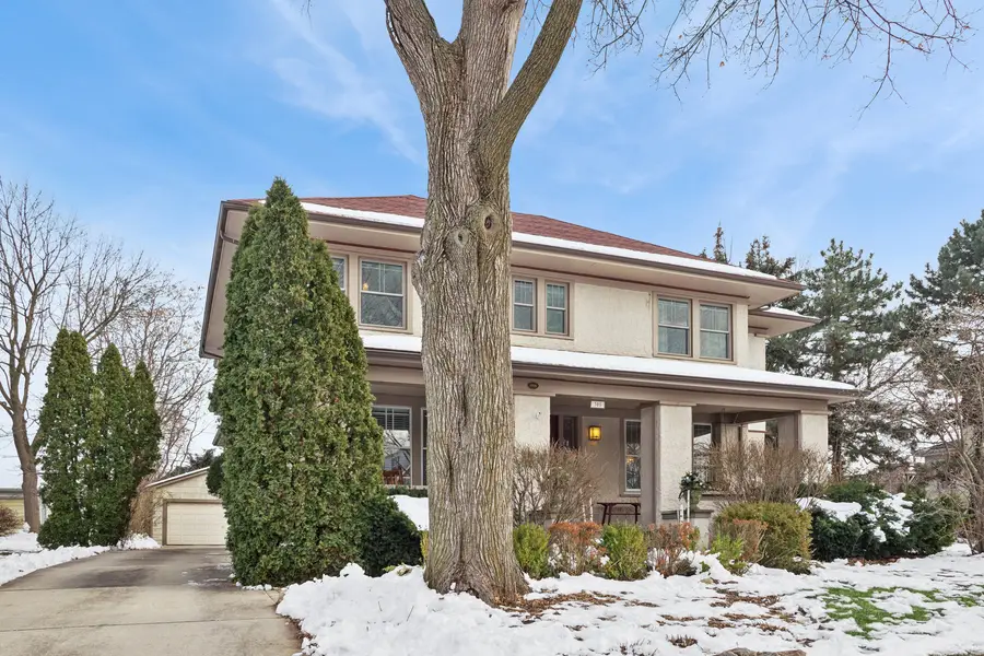 305 N Addison Avenue, Elmhurst, IL 60126 - Image #2