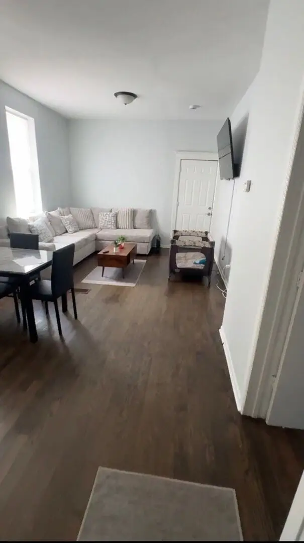 822 N Lawndale Avenue, Chicago, IL 60651 - Image #2