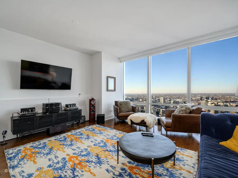 Address Withheld By Seller, Chicago, IL 60611 - Image #3