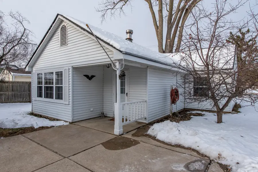 10867 W Beach Road, Beach Park, IL 60087 - Image #2