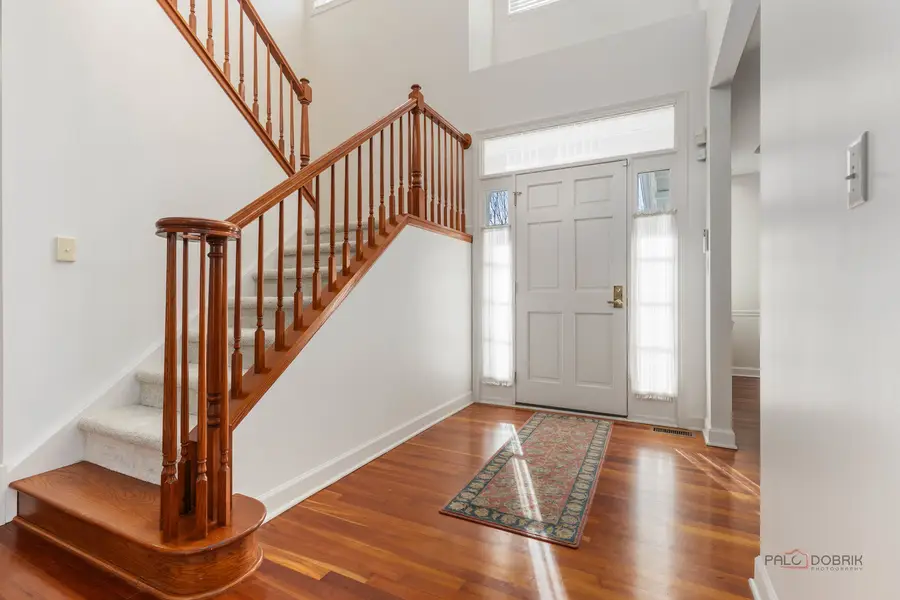 1819 Dunhill Circle, Glenview, IL 60025 - #3