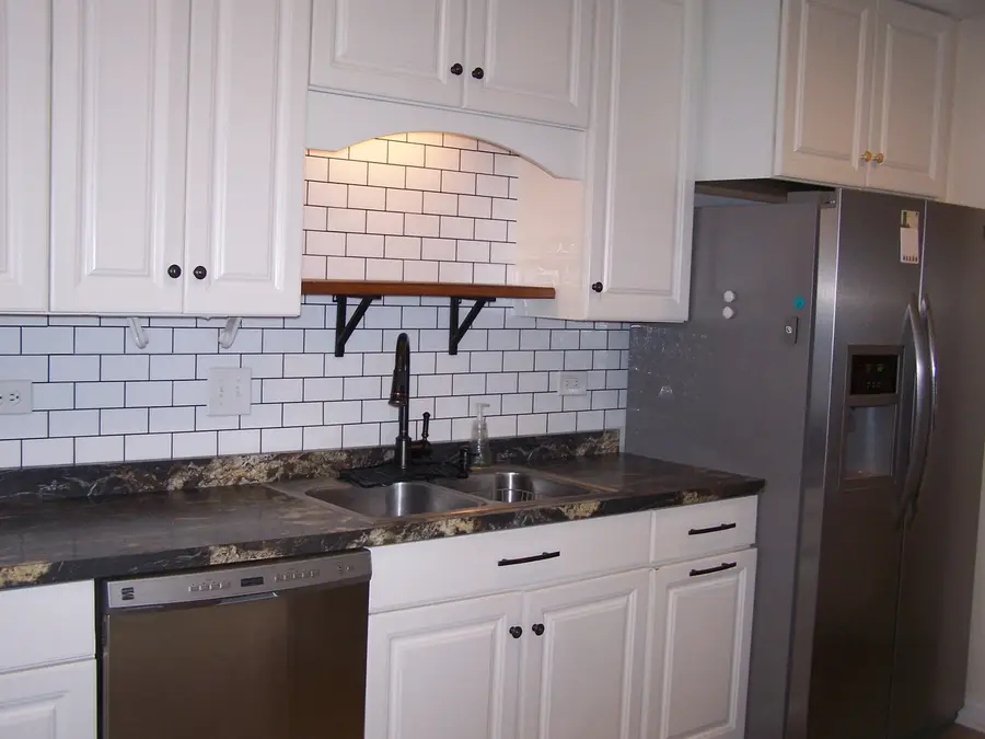 604 Devonshire Court #B, McHenry, IL 60050 - Image #3