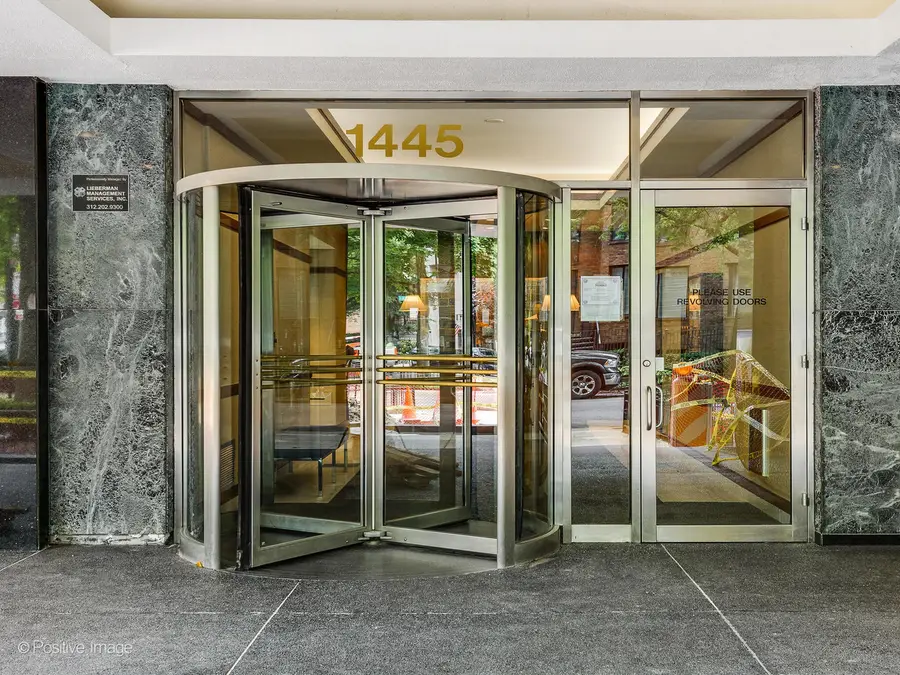 Address Withheld By Seller, Chicago, IL 60610 - Image #2