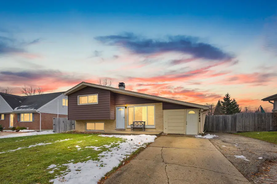 1N742 Forest Avenue, Glen Ellyn, IL 60137 - Image #2