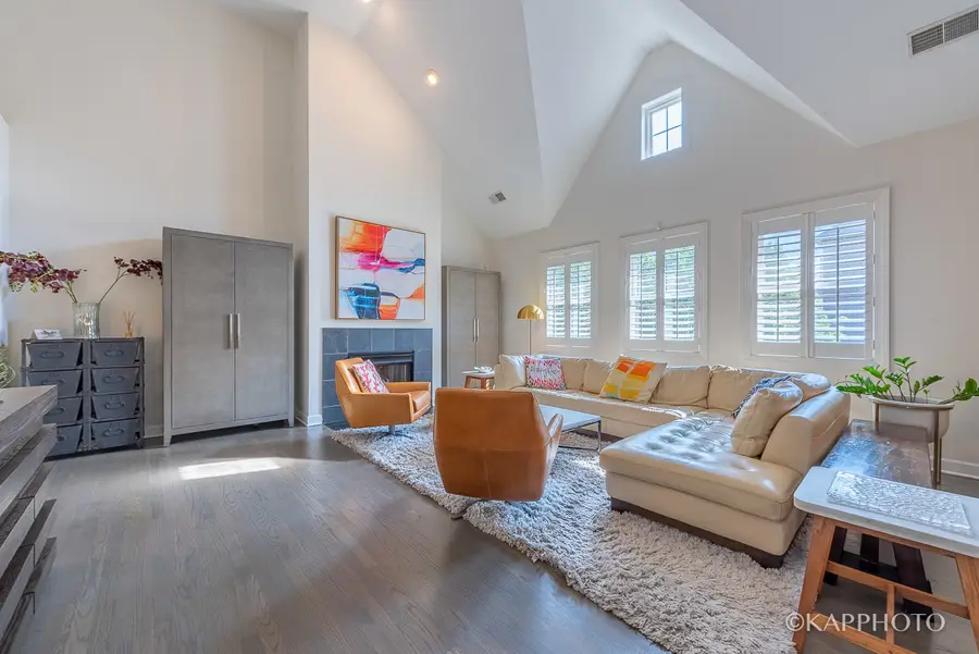 1942 S Prairie Avenue #3, Chicago, IL 60616 - Image #2