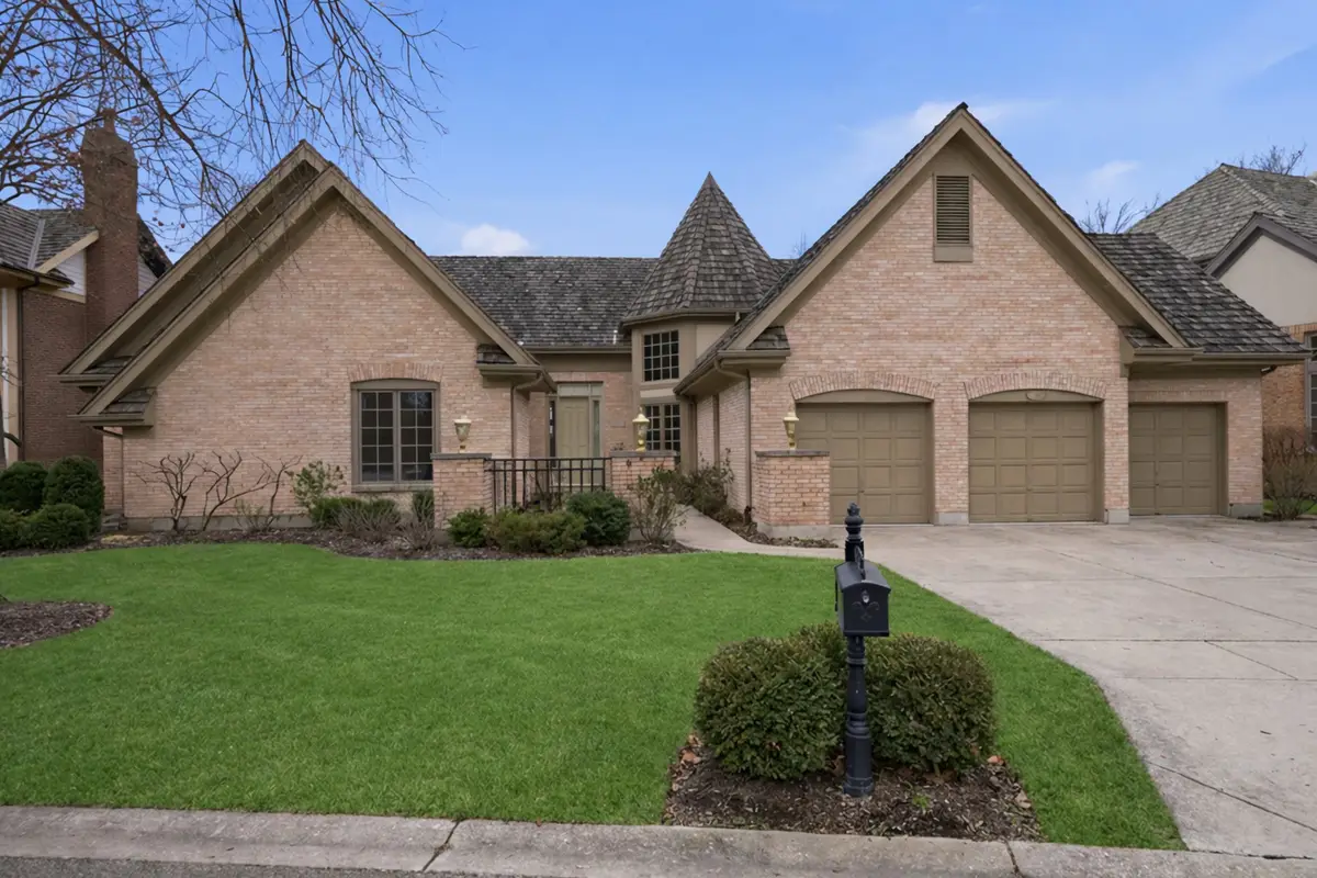 10 Lakeside Lane, North Barrington, IL 60010 - #1