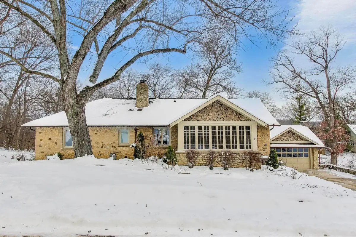 205 Orchard Road, North Barrington, IL 60010 - Image #1