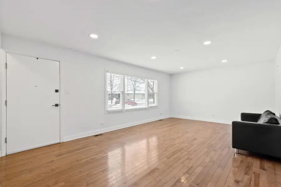 543 Victoria Lane, Wood Dale, IL 60191 - Image #3