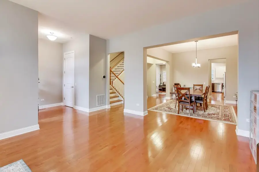 1506 W Northwest Highway, Arlington Heights, IL 60004 - Image #3