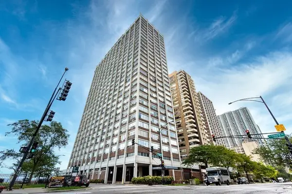 6171 N Sheridan Road #1102, Chicago, IL 60660