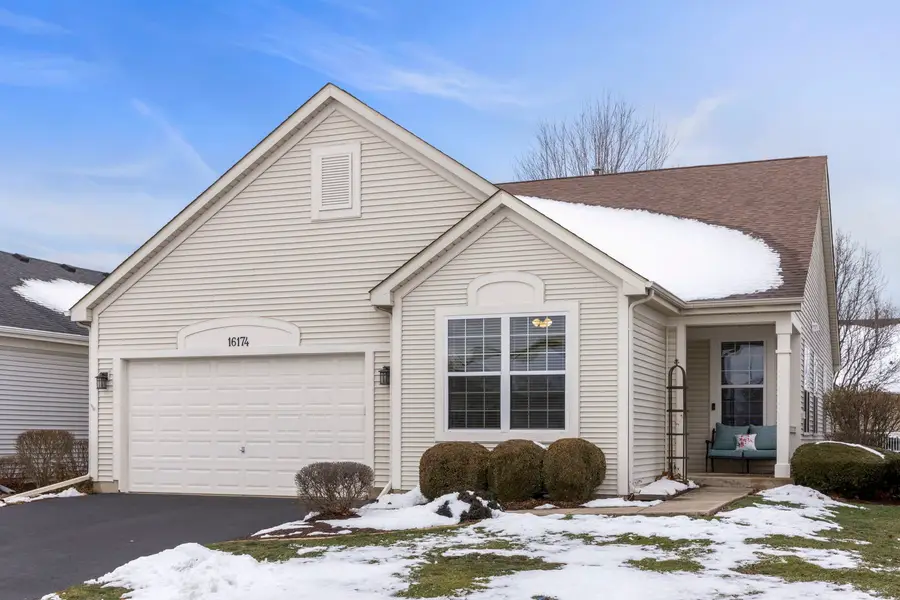 16174 Seneca Lake Circle, Crest Hill, IL 60403 - Image #2