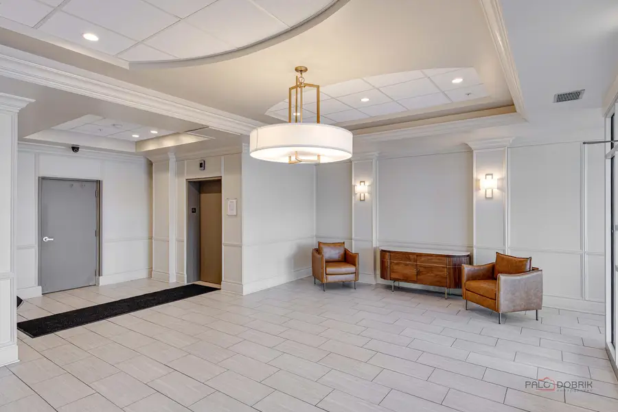 5555 N Cumberland Avenue #803, Chicago, IL 60656 - Image #2