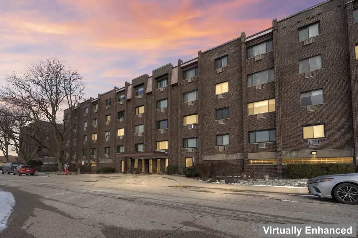 4623 N Chester Avenue #206, Chicago, IL 60656 - Image #1