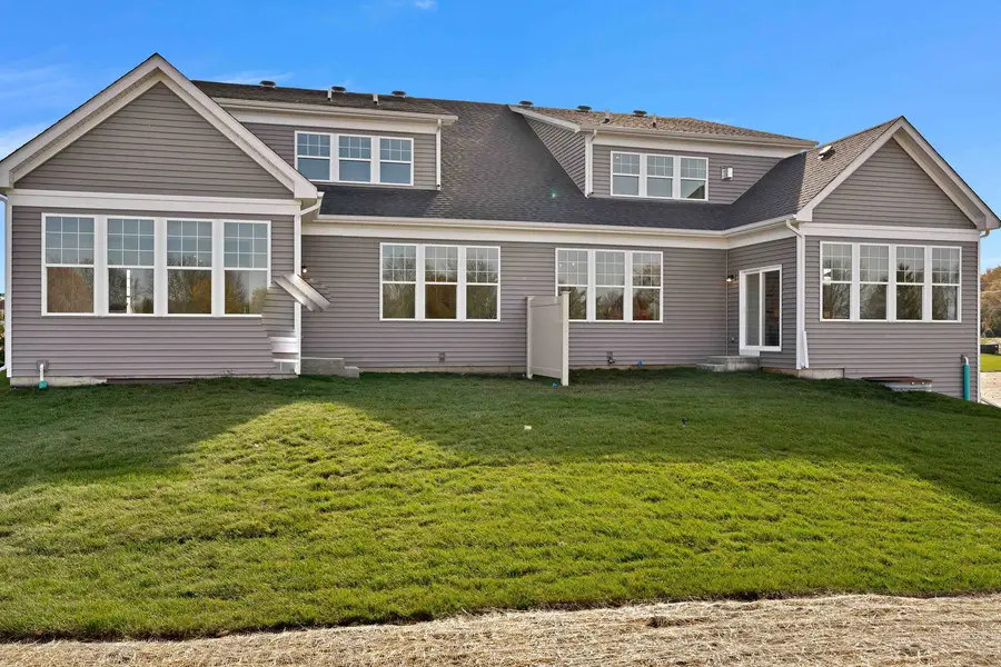 1426 Preserve Drive #30, Carol Stream, IL 60188 - Image #2