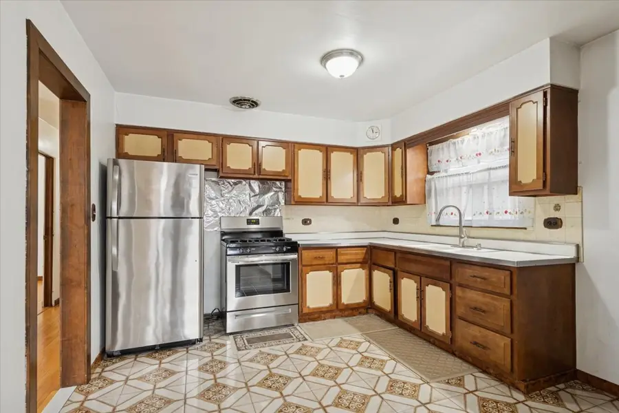 4647 N Newland Avenue, Harwood Heights, IL 60706 - #3