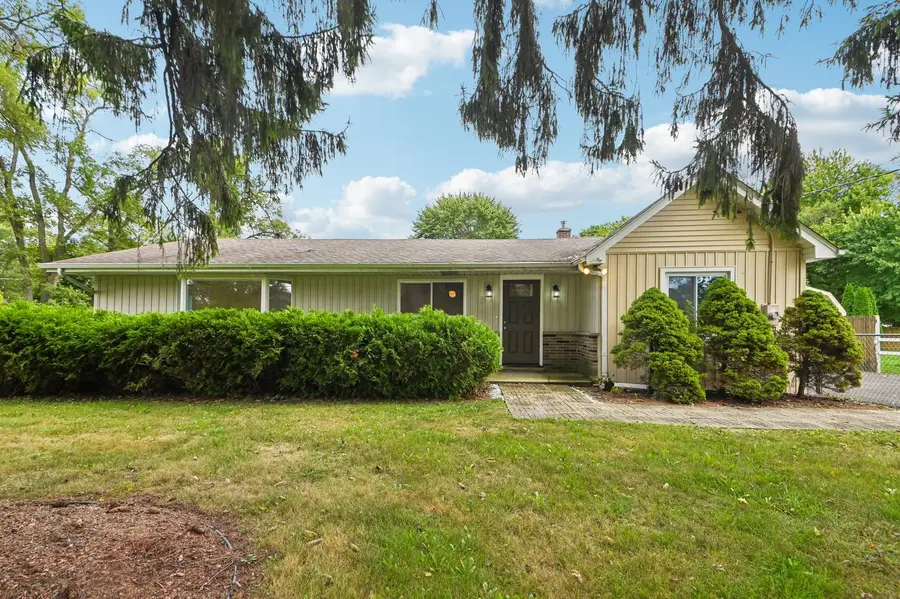 39161 N Holdridge Avenue, Beach Park, IL 60099 - Image #2