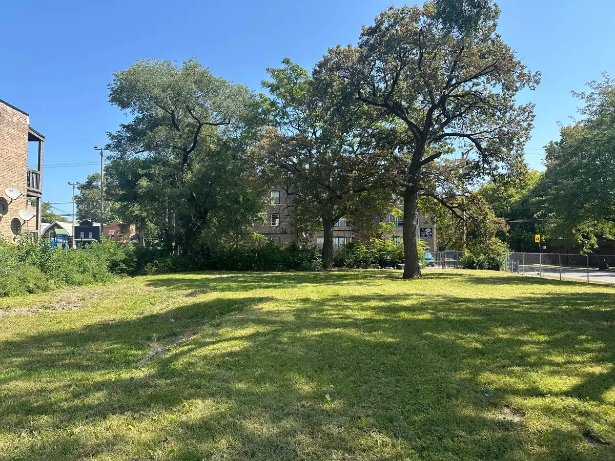 6659 S Greenwood Avenue, Chicago, IL 60637 - Image #1