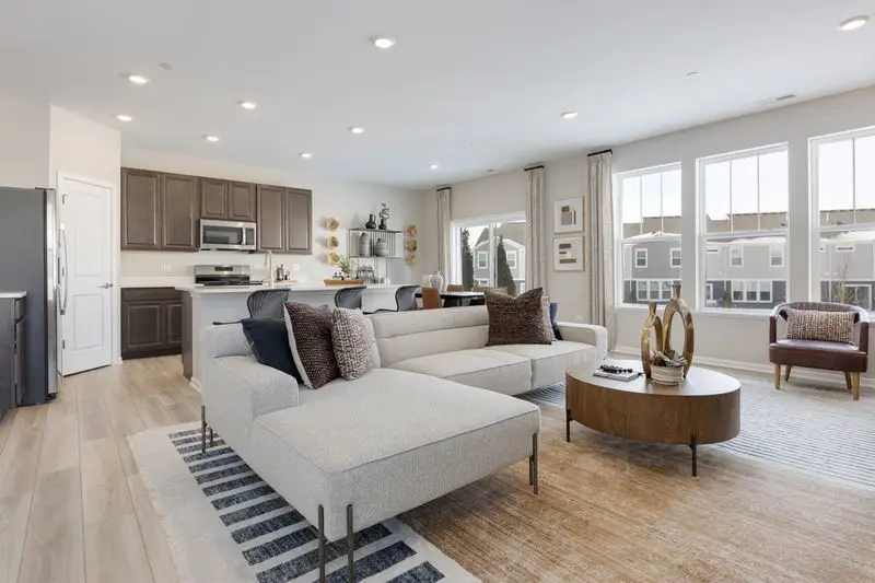 10191 Mcmahon Way, Huntley, IL 60142 - Image #2