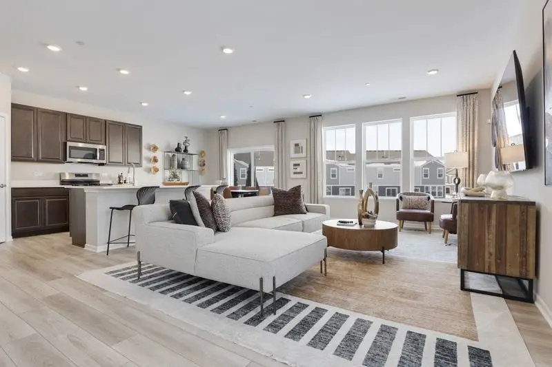 10191 Mcmahon Way, Huntley, IL 60142 - Image #3