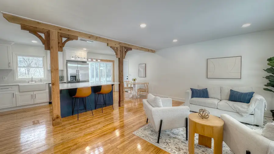 4818 Strong Road, Crystal Lake, IL 60014 - Image #2