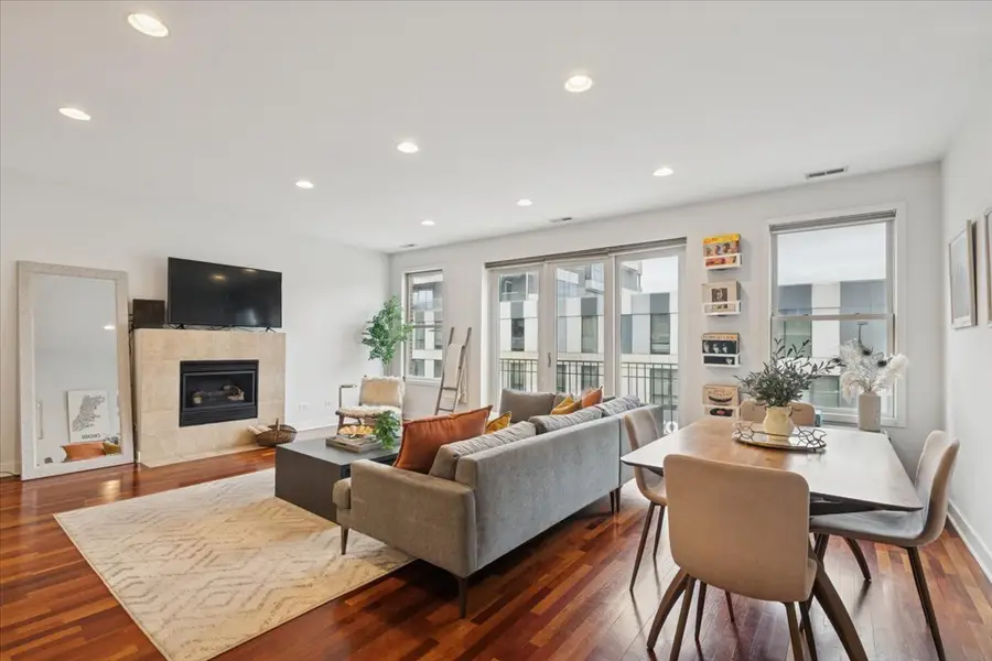 1234 N Milwaukee Avenue #3, Chicago, IL 60622 - Image #2