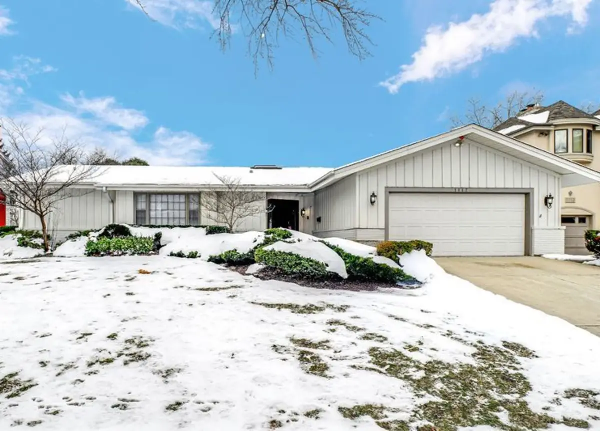 1117 Summit Hills Lane, Naperville, IL 60563 - Image #1