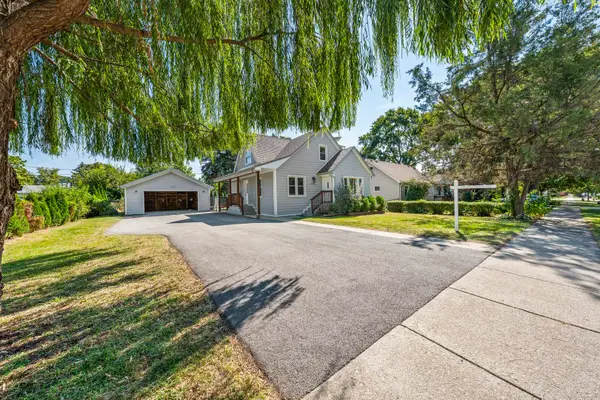 9725 Normandy Avenue, Oak Lawn, IL 60453