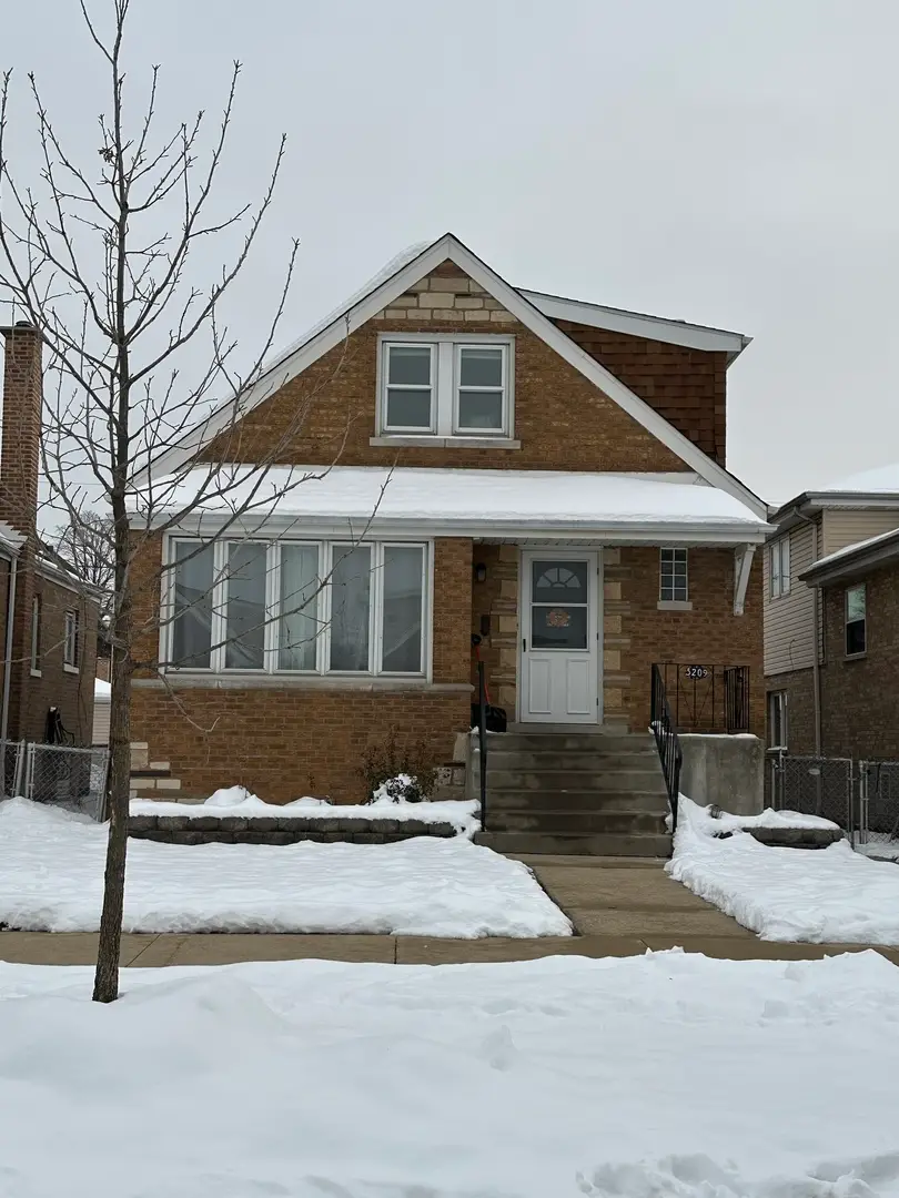 5209 S Moody Avenue, Chicago, IL 60638 - Image #1