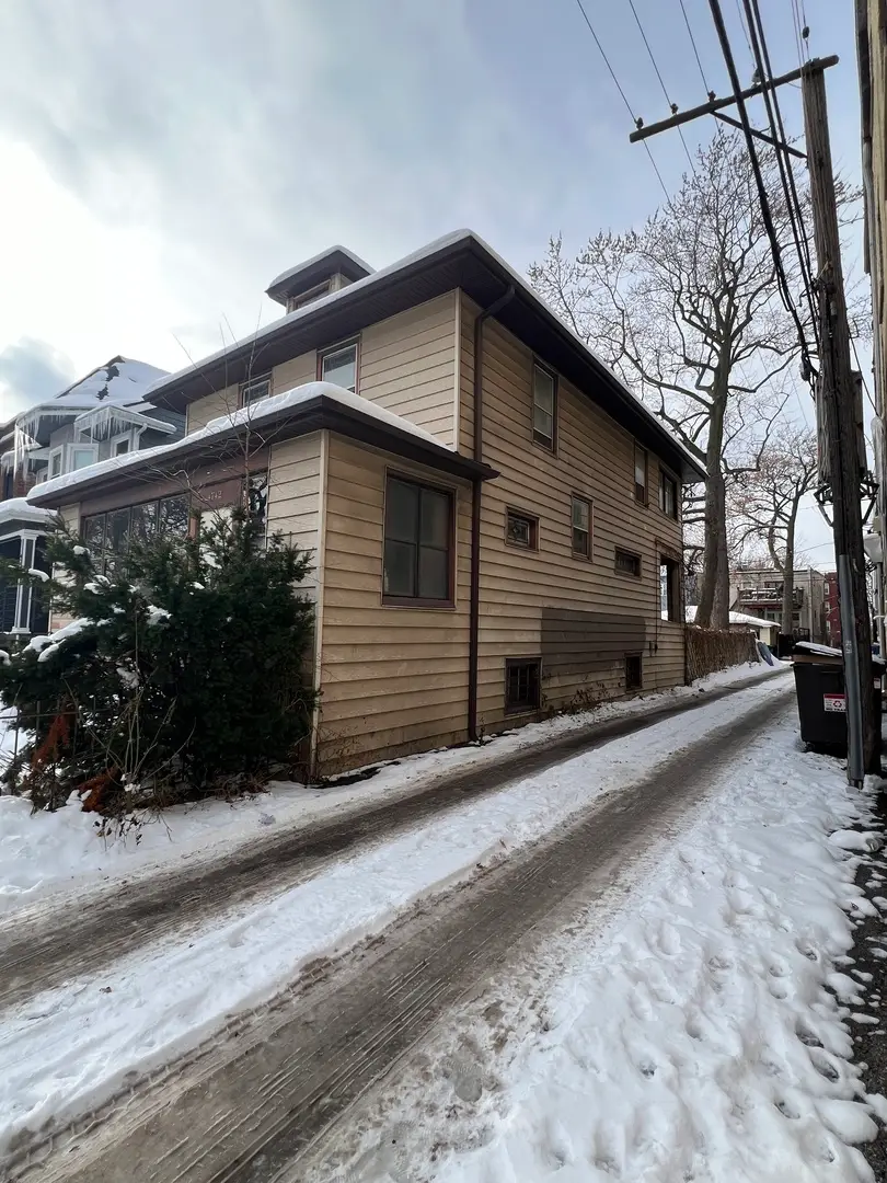 4742 N Sacramento Avenue, Chicago, IL 60625 - Image #3