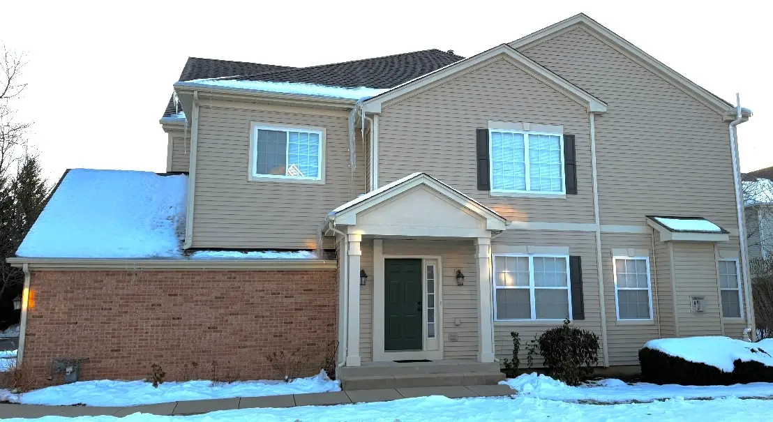 6073 Canterbury Lane #33-5, Hoffman Estates, IL 60192 - Image #1