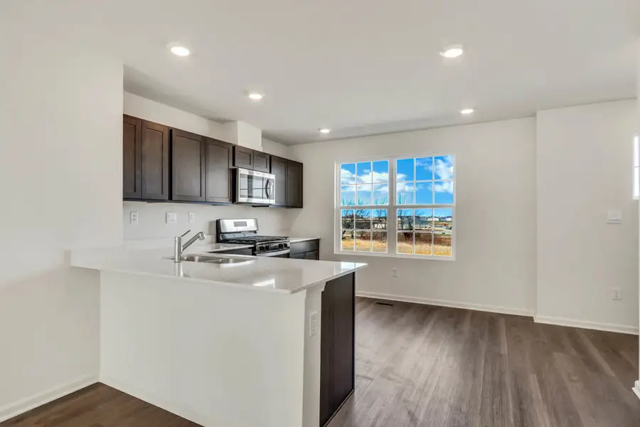 433 Lakeshore Court, Saint Charles, IL 60174 - Image #3