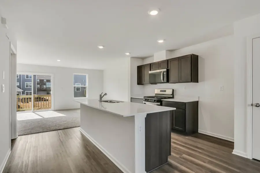 431 Lakeshore Court, Saint Charles, IL 60174 - Image #2