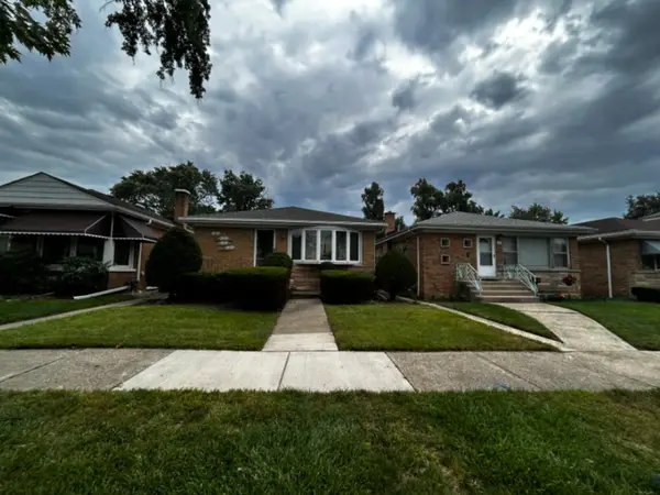 813 Westchester Boulevard, Westchester, IL 60154