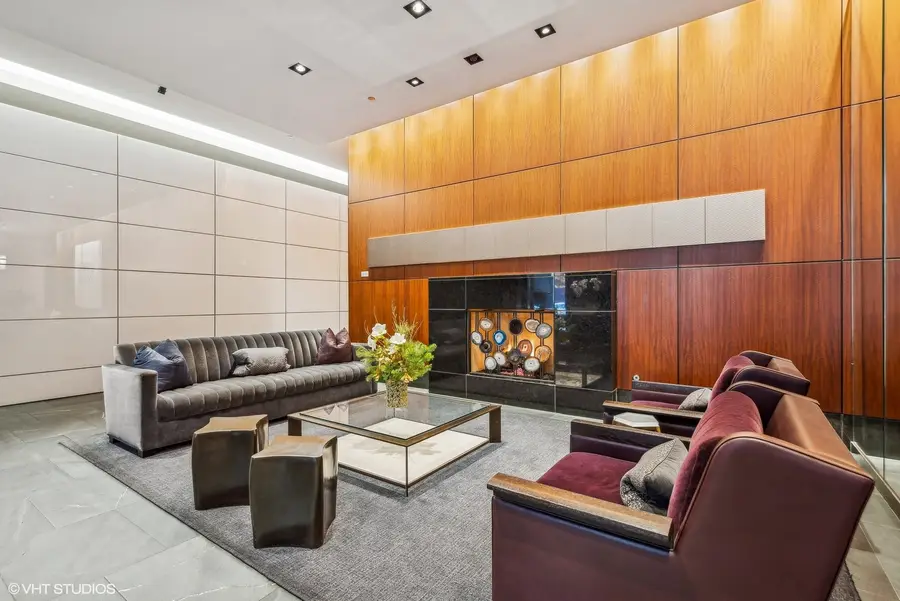 130 N Garland Court #1406, Chicago, IL 60602 - Image #3