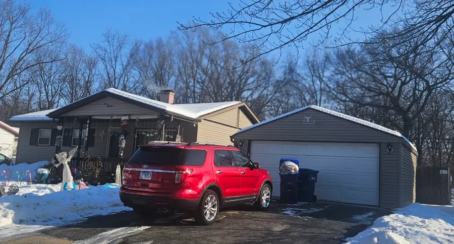 1218 Vienna Boulevard, Dekalb, IL 60115 - Image #2